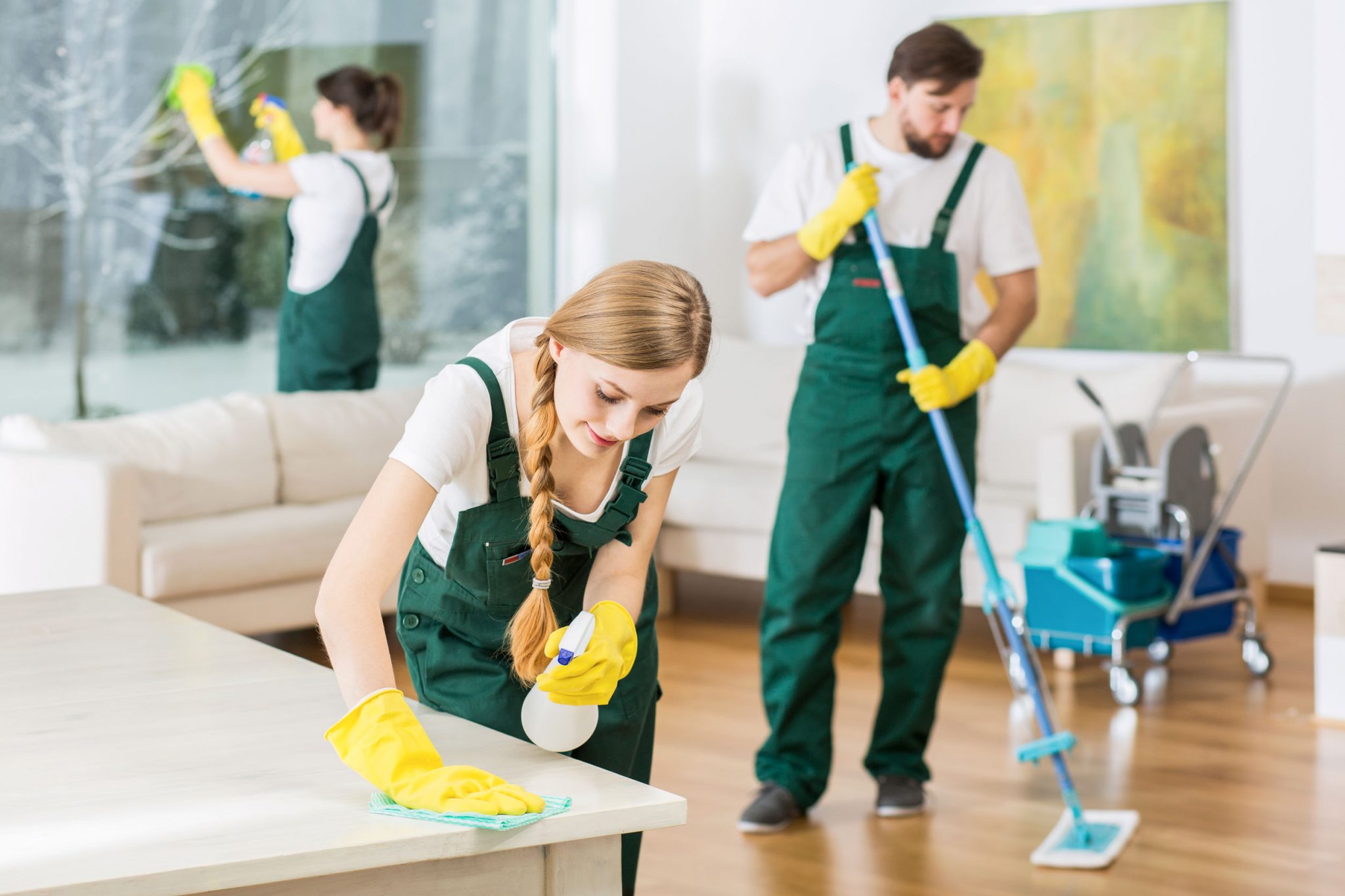 5 Reasons to Hire a House Cleaning Service During Covid-19